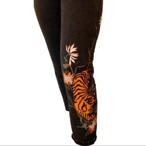 Topshop Tiger Embroidered Mom Jeans!
